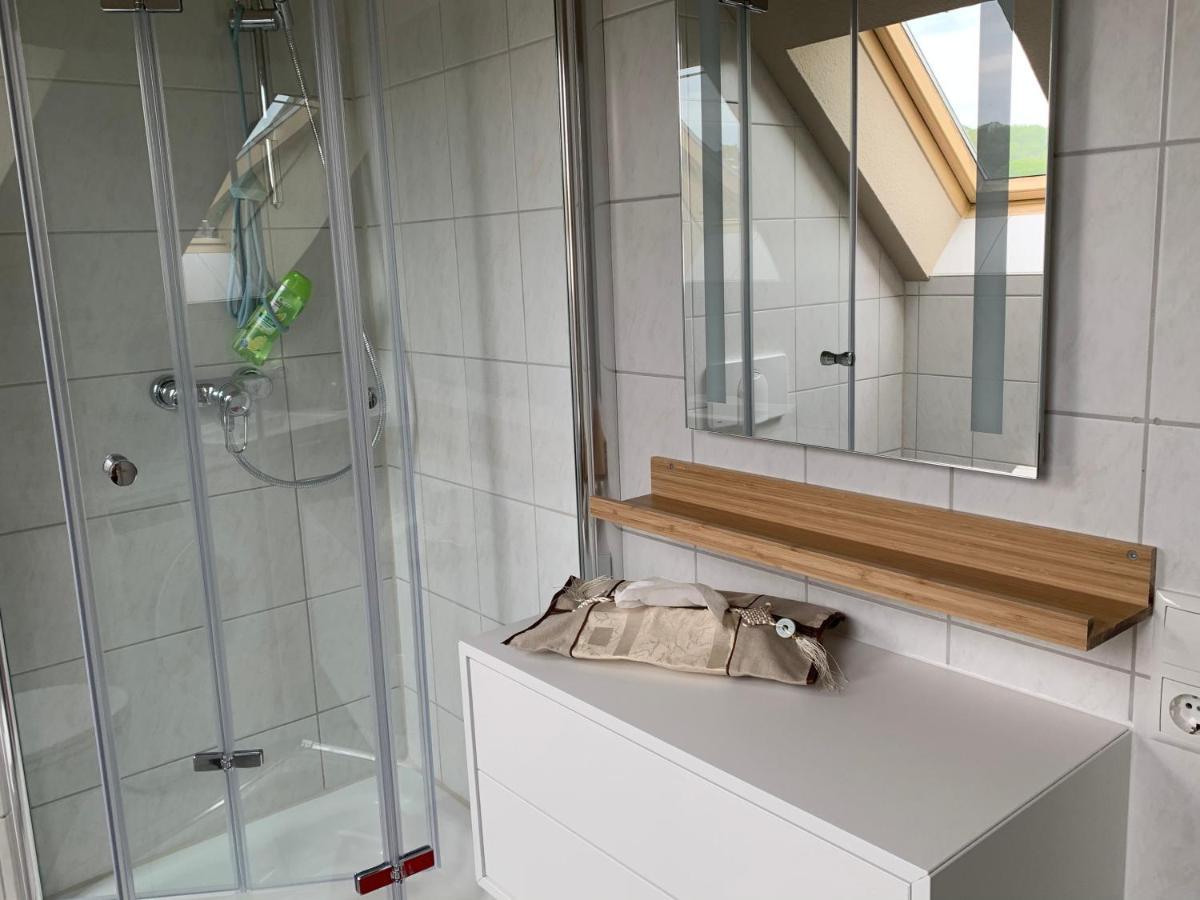 Fewo "Rabennest " Gemuetliche Wohnung Nahe Rabensteinklinikum - Kein Separates Schlafzimmer, Studiowohnung 开姆尼茨 外观 照片
